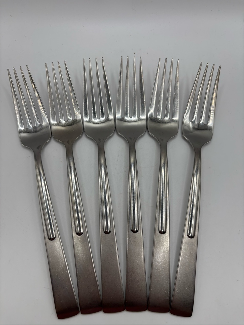 Set of 6 Oneida CENTIGRADE stainless Steel dinner forks USA